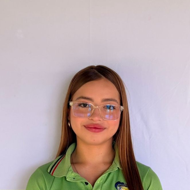 Foto de HILLARY DORMUS
